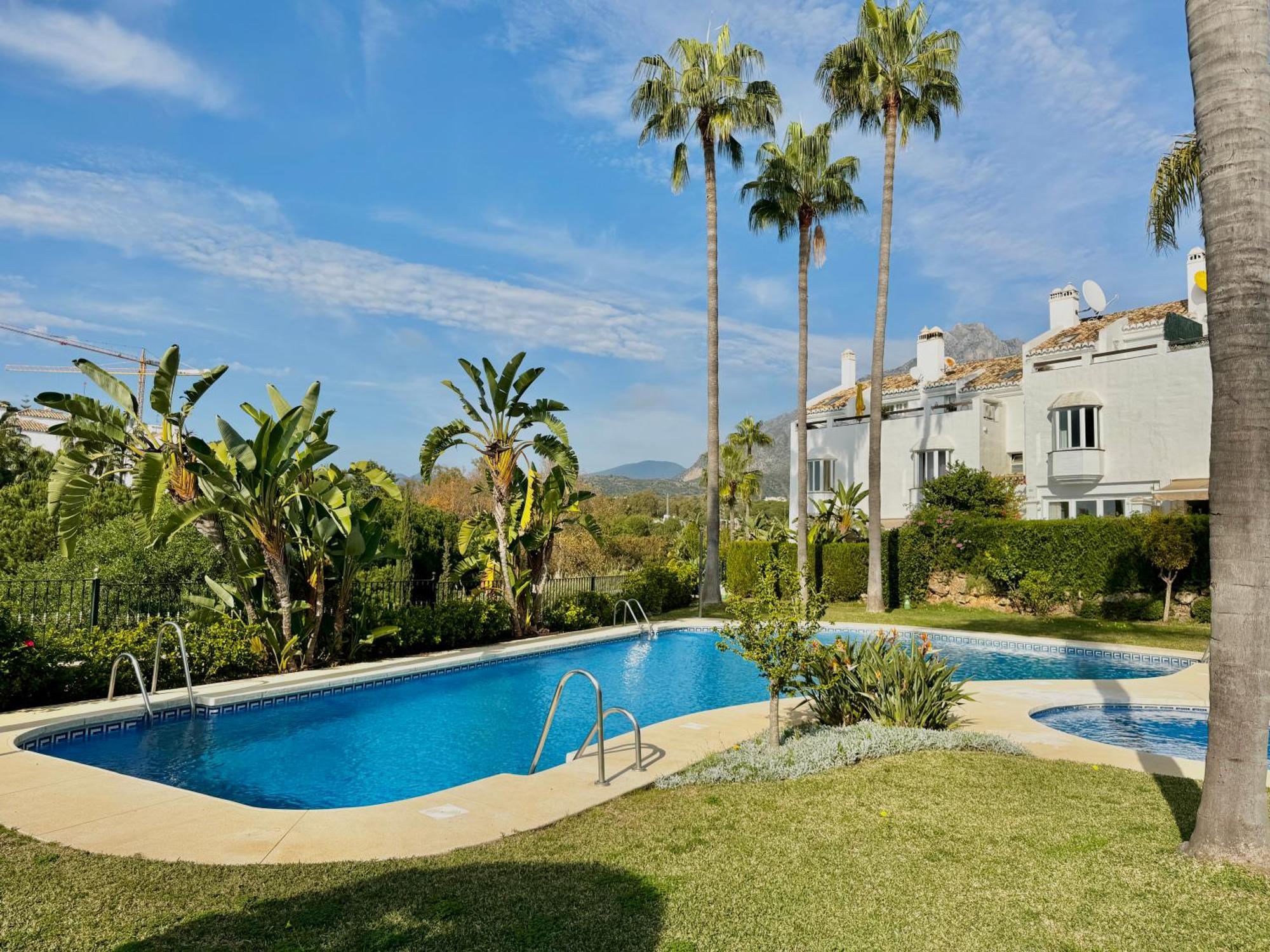 Arco Iris Puente Townhouse Within A Short Walk To Puente Luxury Complex And The Promenade - Eaw Homes Holiday home Marbella