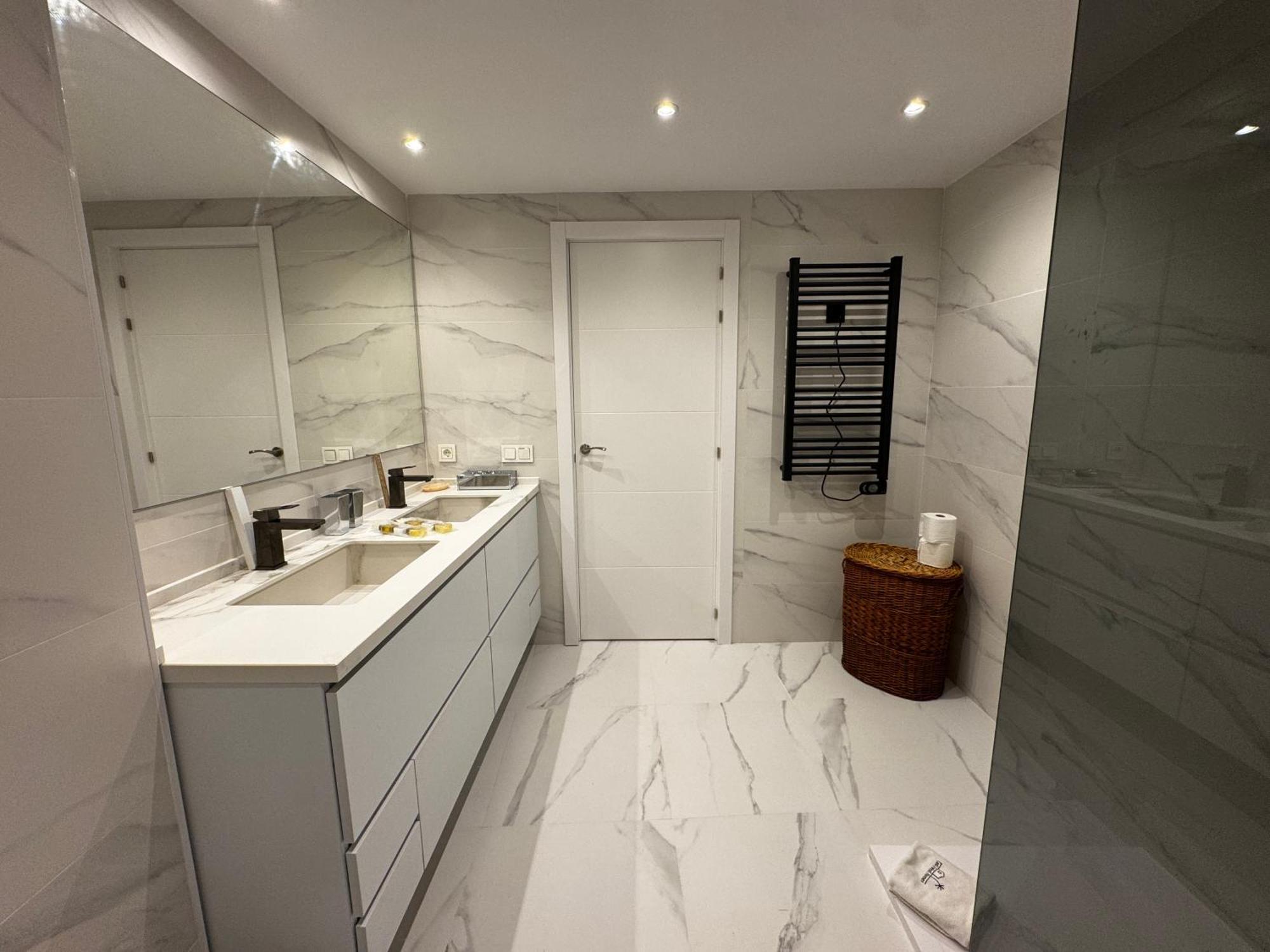 Holiday home Arco Iris Puente Townhouse Within A Short Walk To Puente Luxury Complex And The Promenade - Eaw Homes *