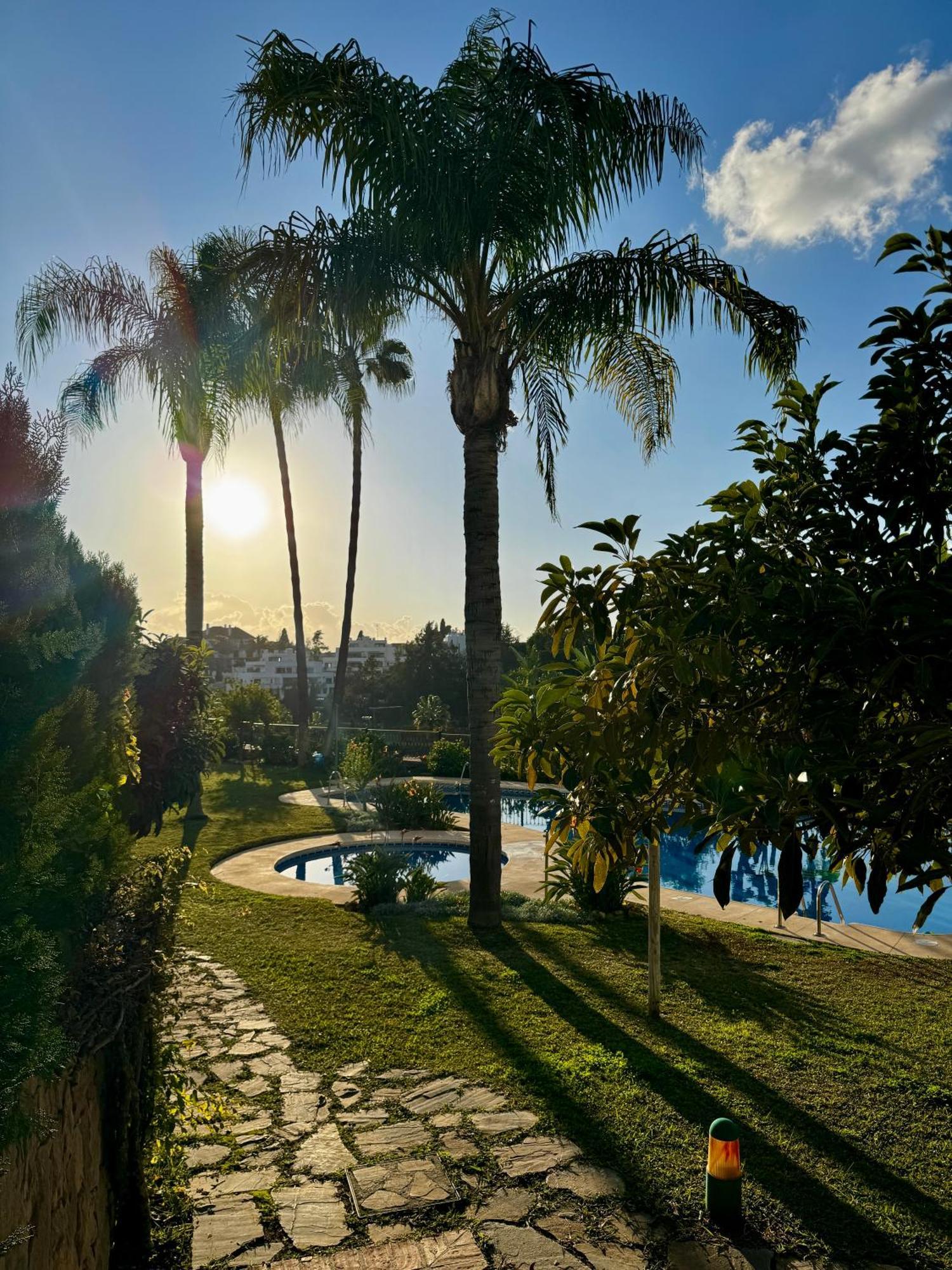 Arco Iris Puente Townhouse Within A Short Walk To Puente Luxury Complex And The Promenade - Eaw Homes * Marbella