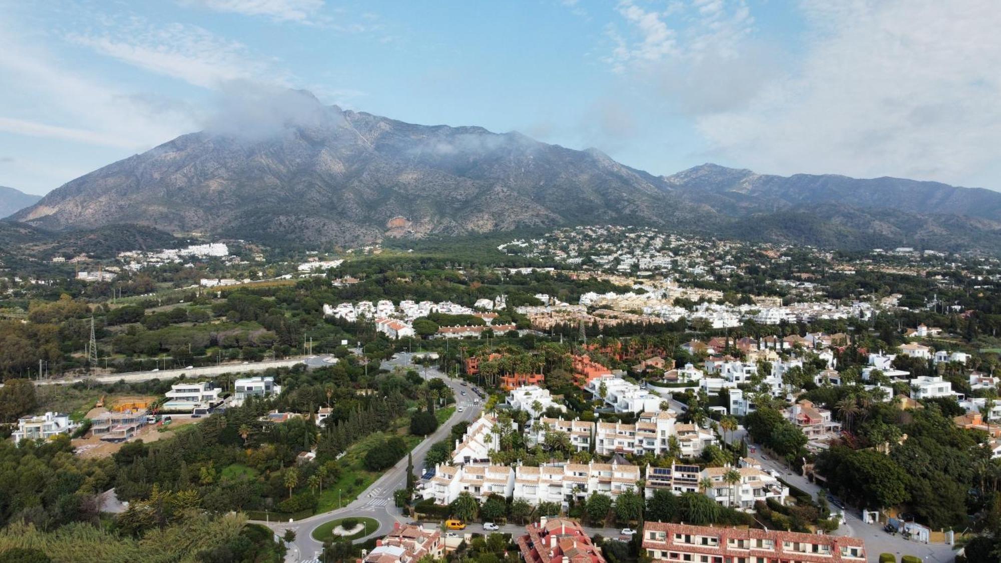 Dom wakacyjny Arco Iris Puente Townhouse Within A Short Walk To Puente Luxury Complex And The Promenade - Eaw Homes Marbella